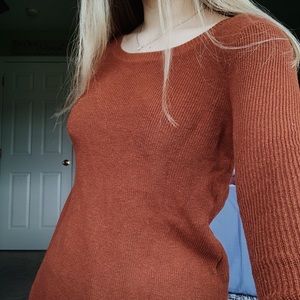 AE burnt orange sweater
